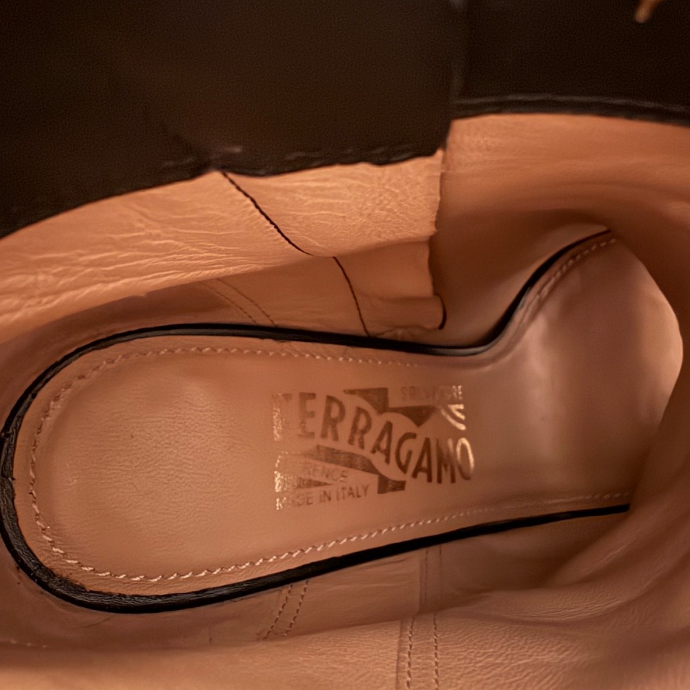 Ferragamo shoes - Picture 6 of 6